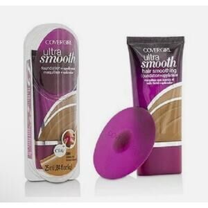 NEW in Package CoverGirl Ultra Smooth Foundation w/ Applicator Classic Tan 860